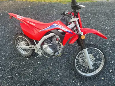 2022 Honda CRF125F Dirtbike