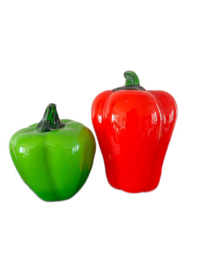 2 VTG Murano Style Art Glass Red and Green Peppers in Arts & Collectibles in Mississauga / Peel Region