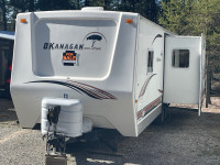 2008 26 ft Okanagan Eclipse bumper pull tv trailer