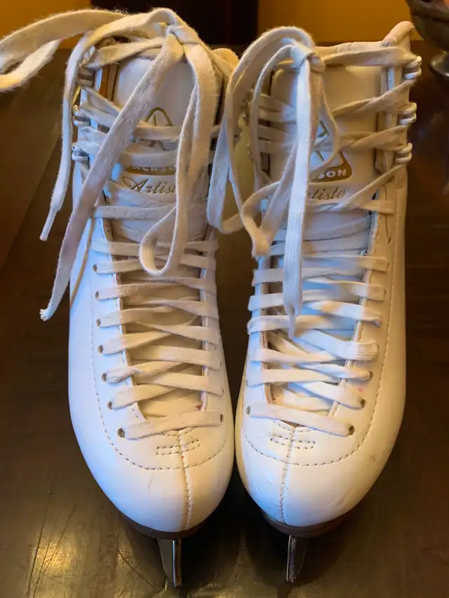 Jackson Artiste Figure Skates – Youth Size 2 – $60 in Skates & Blades in Calgary - Image 4