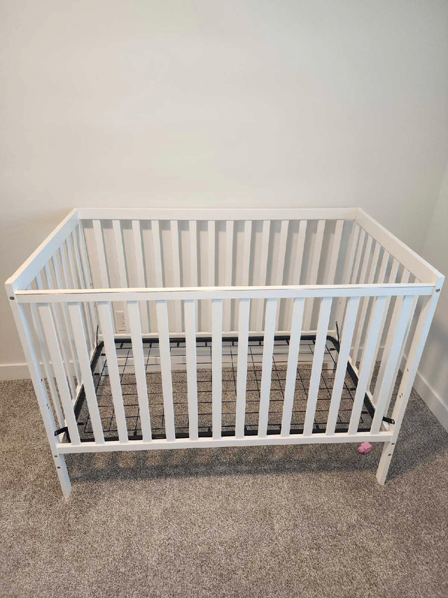 Infant Crib in Cribs in Edmonton - Image 2