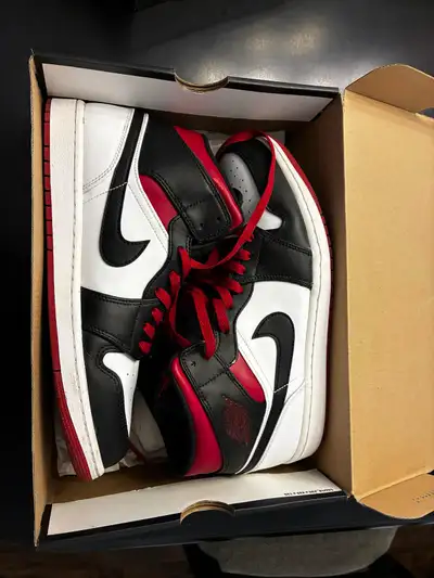 Jordan Size 11, View more
