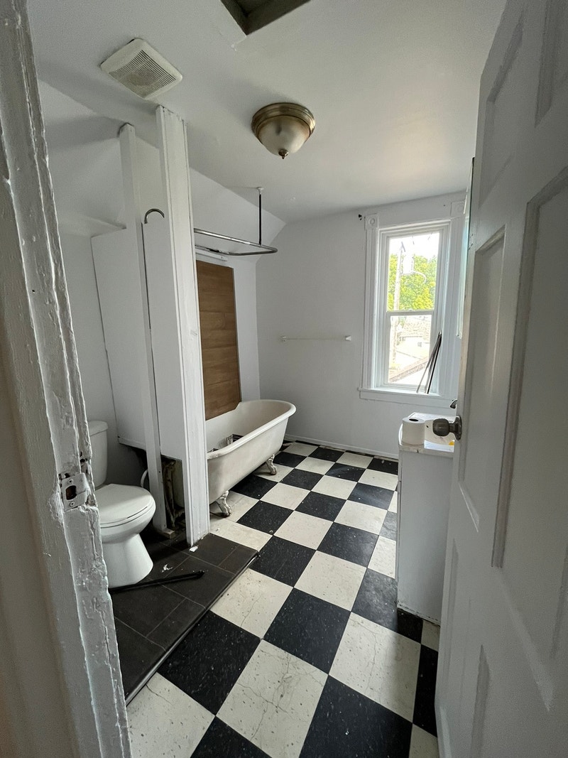 Westend 3 bedroom house for rent nov 1st Long Term Rentals Winnipeg