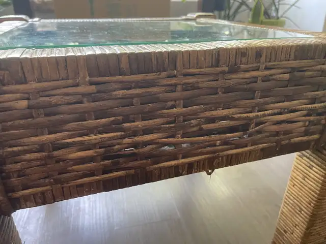Wicker Coffee Table in Coffee Tables in Ottawa - Image 3