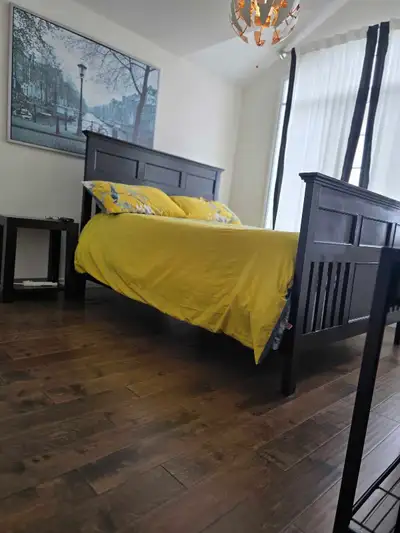 Bright spacious room for rent in beautiful private home near Trent University. Utilities and wifi in...