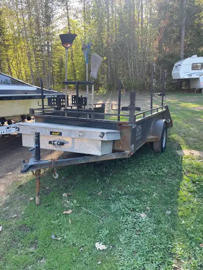 Great trailer 6x10 call Ray 7057886589