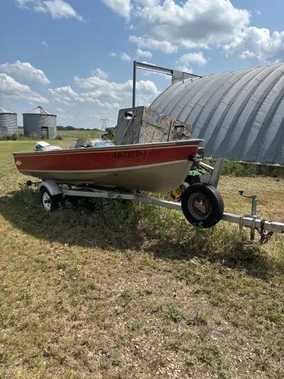 Selling a used 14’ Lund boat with a trailer and a 15 horsepower motor. Run good last year . No leaks...
