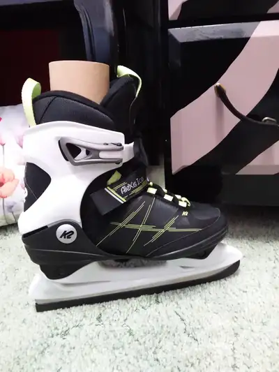 Womens Girls Ice Skates, View more