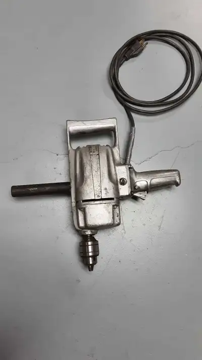 Industrial heavy duty drill in good working condition. Pick up in Chatham Ont