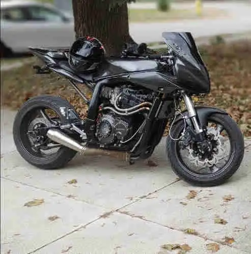 Fully customized 1991 gsxr 750 up for grabs in Sport Bikes in Kitchener / Waterloo - Image 2