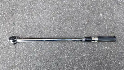 1/2 in 250 lb torque wrench, View more