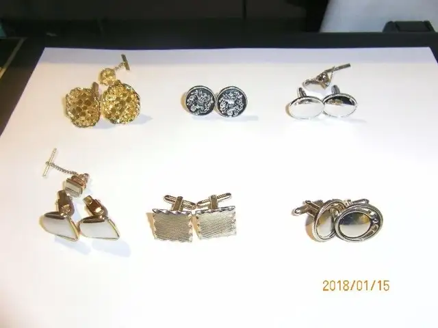 Cufflinks and tie tacks in Jewellery & Watches in Markham / York Region - Image 2