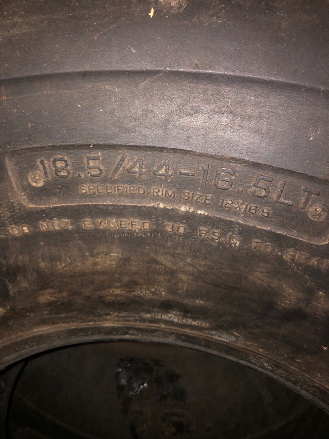 5-44” Super Swamper tires in Tires & Rims in Saint John - Image 3