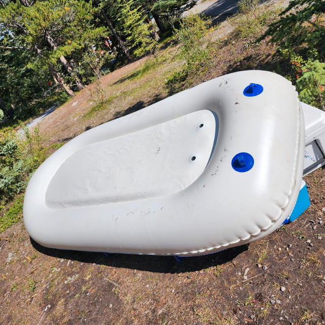 Sea Eagle SE9 Start Up Inflatable Boat Package in Canoes, Kayaks & Paddles in Calgary - Image 3