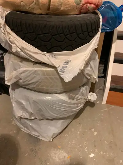 PLEASE TEXT / CALL - 647 528 7343 WILL NOT REPLY TO KIJIJI MESSAGES Size: 235/65 R17 235: Tire width...