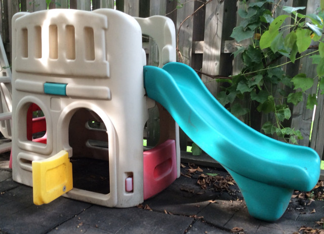 Step 2 playhouse climber house with door and slide in Toys & Games in Mississauga / Peel Region