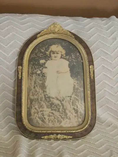 Antique frame, View more