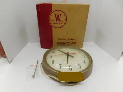 VINTAGE WESTCLOX WALL + TABLE CLOCK - MADE IN CANADA -, View more