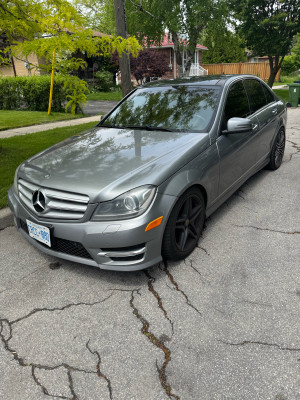 2012 Mercedes-Benz C-Class C300