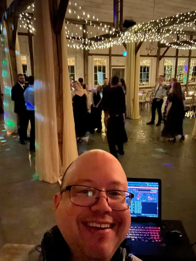 Wedding DJ service, custom playlists, transition mixing62864358278785124