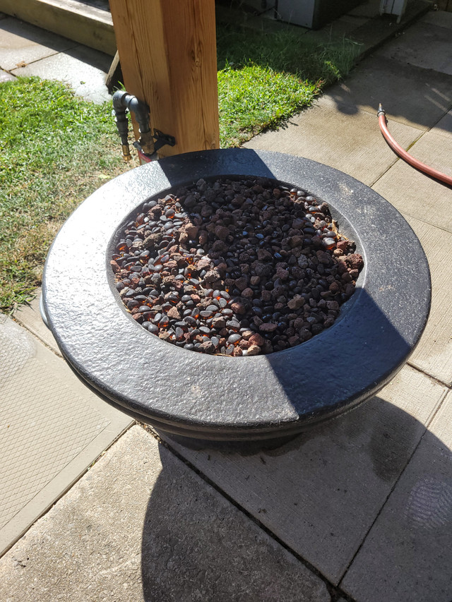 Gas fire pit in BBQs & Outdoor Cooking in St. Catharines
