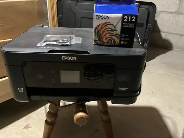 Epson printer in Printers, Scanners & Fax in Mississauga / Peel Region - Image 2