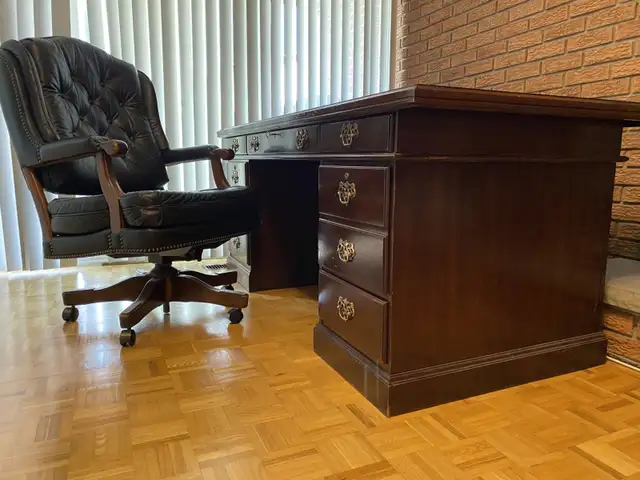 Made in USA Solid Wood Executive Desk in Desks in City of Toronto - Image 5