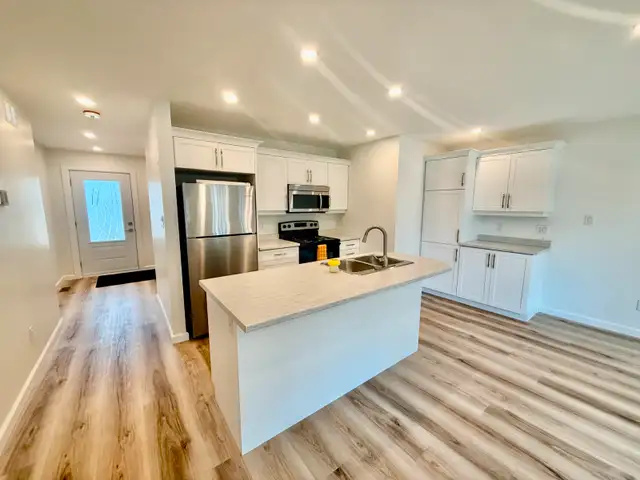 Stunning Brand New 4 Bedroom Duplex, Pembroke in Long Term Rentals in Pembroke - Image 3