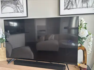 Samsung 65" 4K UHD HDR LED Tizen Smart TV (UN65TU8000FXZC), View more