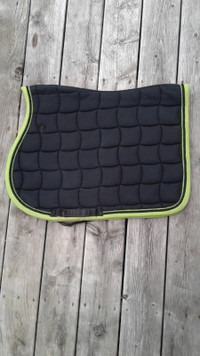Black/lime green saddle pad
