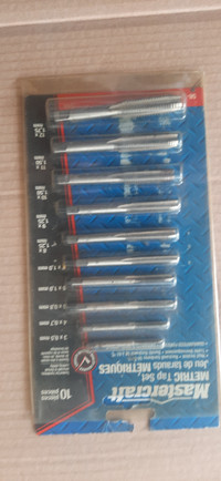 10 PIECE METRIC TAP SET