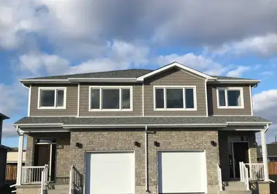 Beautiful 3 Bedroom Townhouse for rent in East End of Kingston. Available August 1, 2025 $2800/month...
