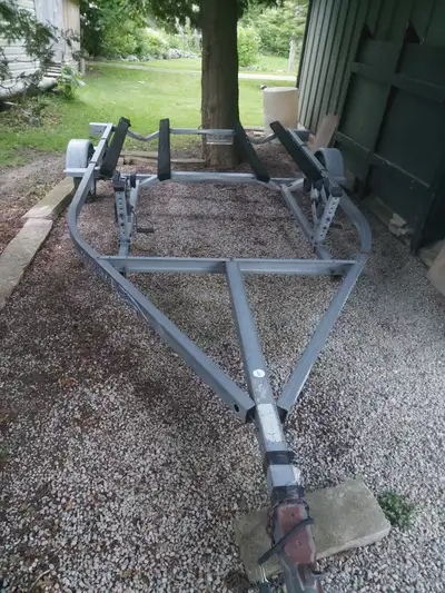 Load Rite Trailer , lights work , no issues with it . Moving sale .