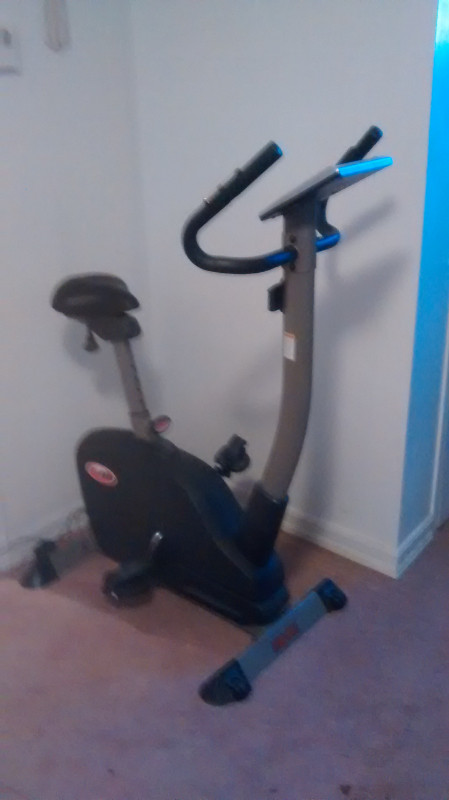 Exercise Bike - Weights in Exercise Equipment in Ottawa