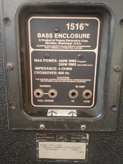 2x8 1-15. Speaker cabinet. The 2- 8" are ampeg. And the 15" is a black widow. I made this cab for my...