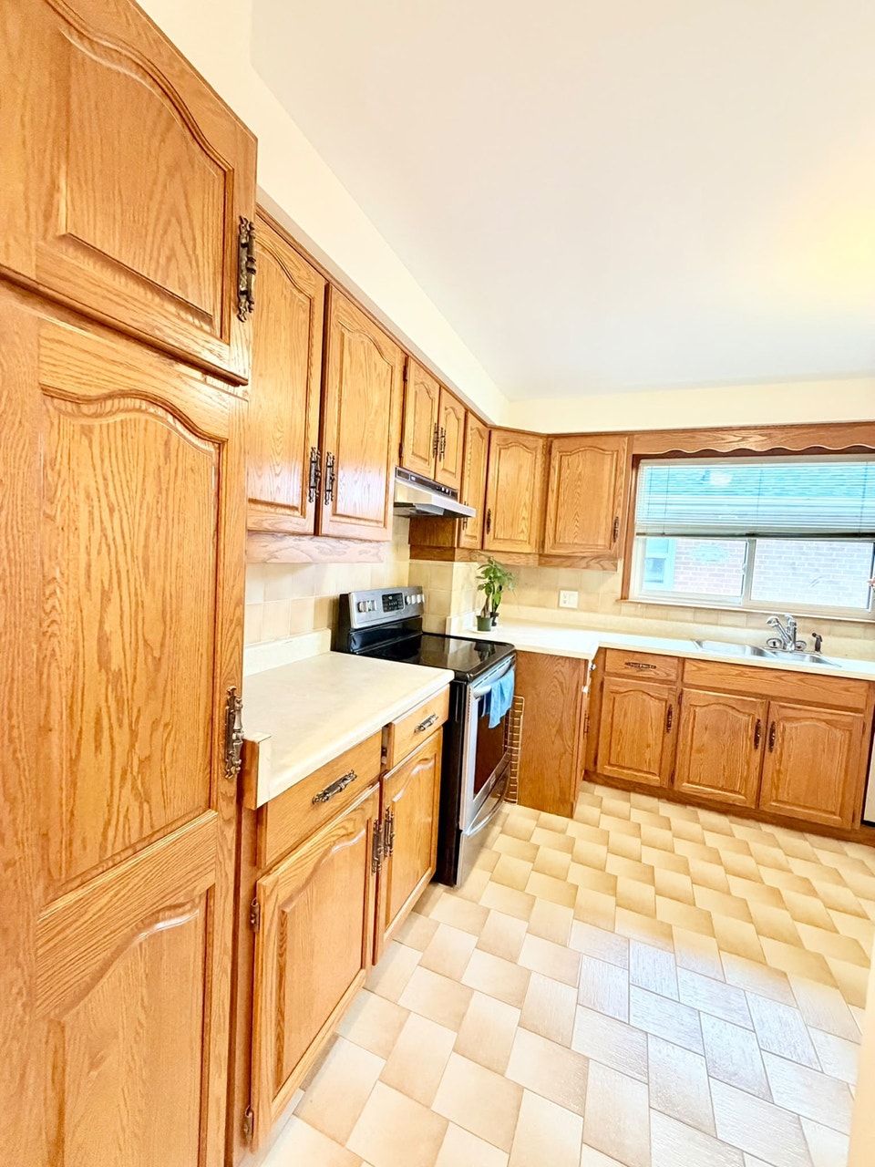 3 Bedroom Unit 5
