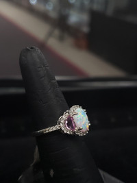 Gorgeous opal ring