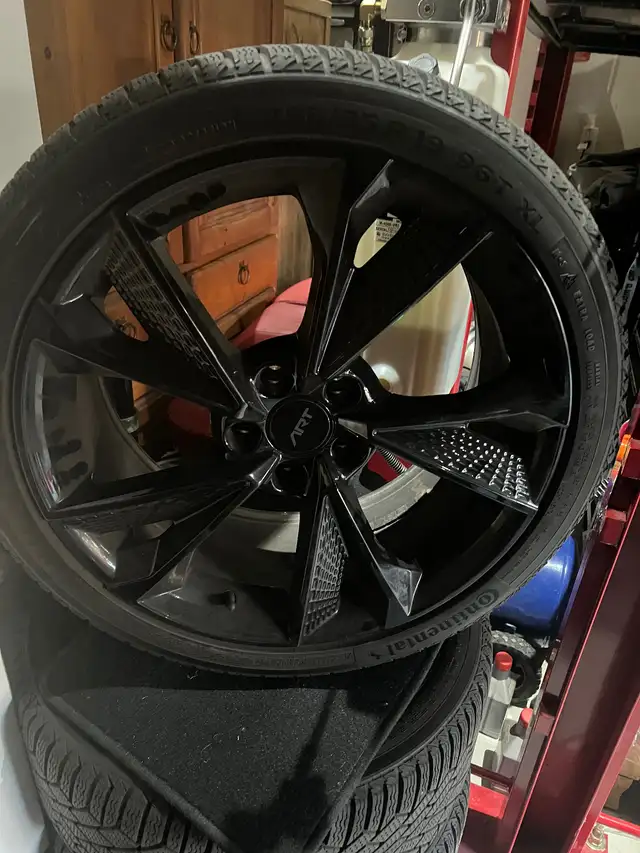 Rims and snow tires 5 112 19 and parts in Tires & Rims in Oshawa / Durham Region - Image 3