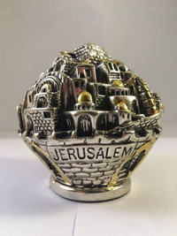 Boule en argent de la ville de Jérusalem. ( vintage )