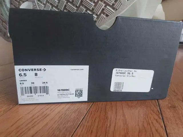 **New with tags** Converse Pro Leather low in Women's - Shoes in Ottawa - Image 6