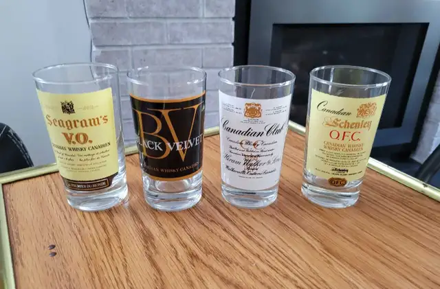 Set of 4 Vintage Canadian Whisky Glasses.
