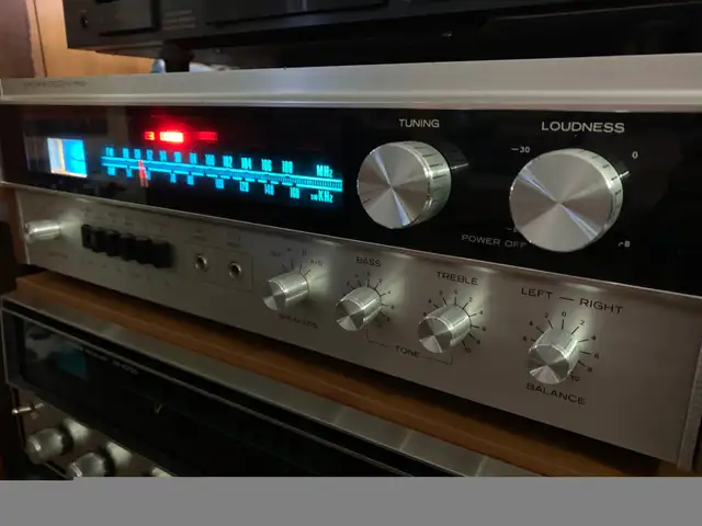 Vintage 70’s Rare Sherwood S-7200 Stereo Receiver-Made In Japan in Stereo Systems & Home Theatre in Markham / York Region - Image 4
