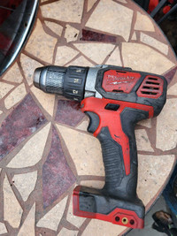 Milwaukee Hammer drill m18 