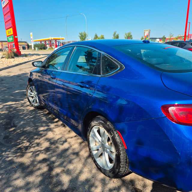2015 chrysler 200 limited in Cars & Trucks in Edmonton - Image 3