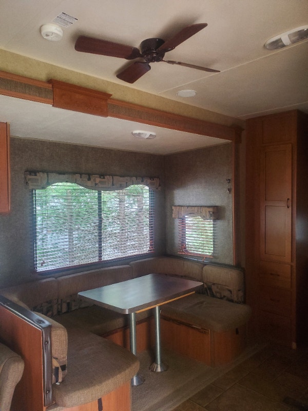 2013 Forest River Cherokee 39KB for sale Travel Trailers & Campers