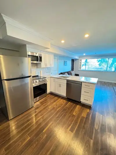 A bright, fully furnished, main floor, two bedroom suite with own laundry. Located in Glenayre with...