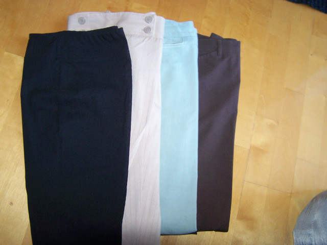 Gr 2 X ,Pantalons ,blouses ,chandails ,ensemble pantalon dans Femmes - Pantalons et shorts  à Trois-Rivières