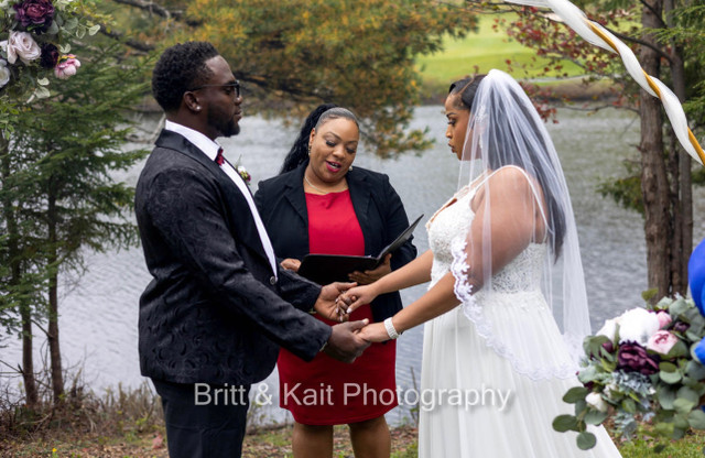 Wedding Officiant! Looking for a Justice of the Peace? in Wedding in Bedford - Image 3