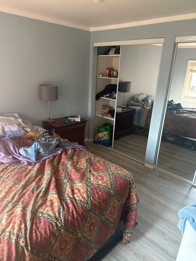 room for rent in Alberta in Canada - Image 2