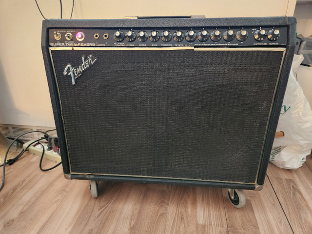 1970s Fender Super Twin Reverb full Tube Amp Amplifier 180w RMS in Amps & Pedals in Mississauga / Peel Region
